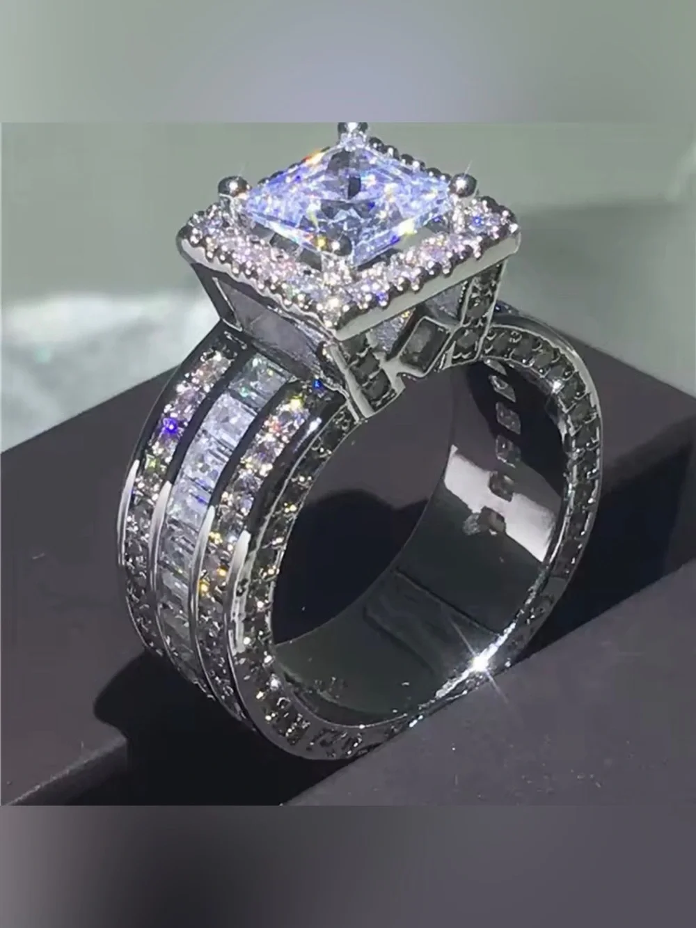 Italian Classic Princess-Cut Silver Tone Cubic Zirconia Halo Engagement Ring Sz8